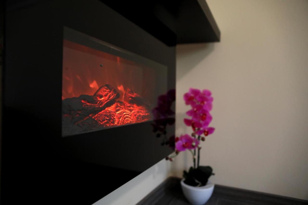 Nyuszis Apartman Kiskunmajsa Eksteriør billede