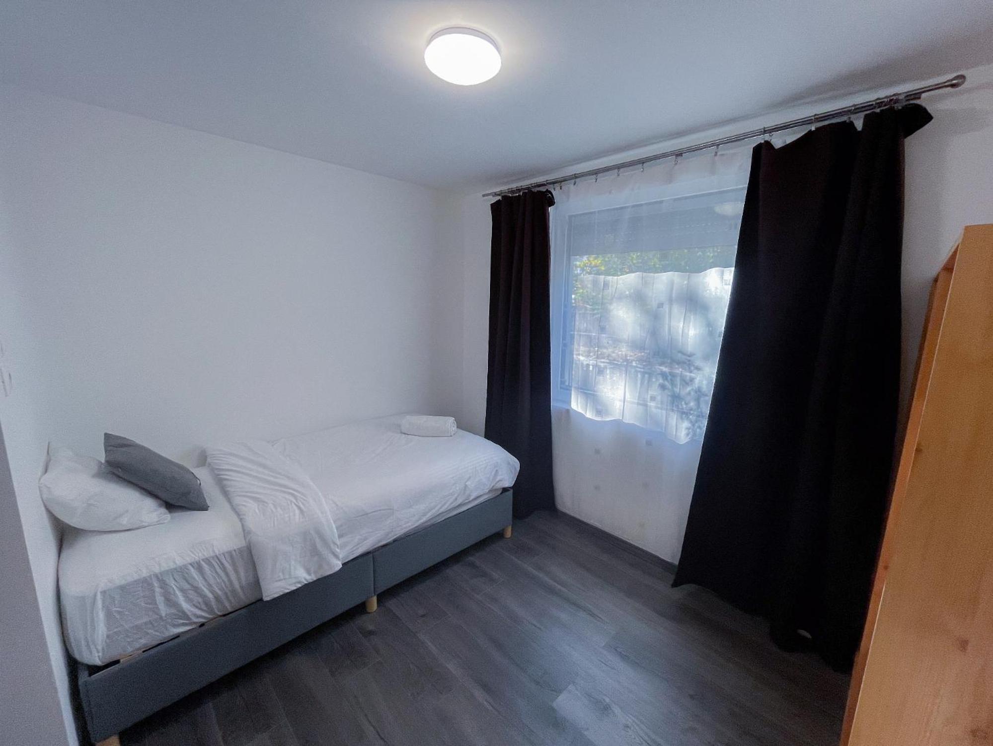 Nyuszis Apartman Kiskunmajsa Eksteriør billede