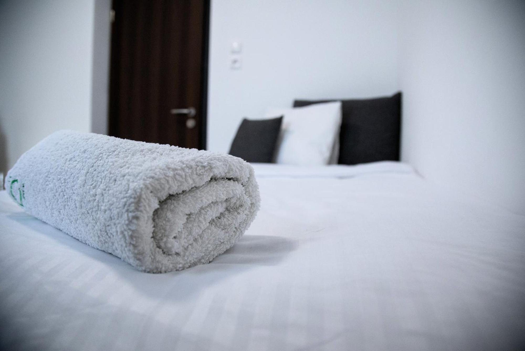 Nyuszis Apartman Kiskunmajsa Eksteriør billede