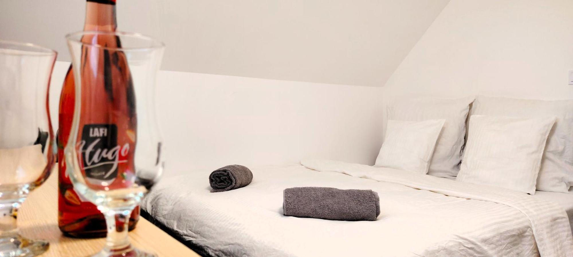 Nyuszis Apartman Kiskunmajsa Eksteriør billede