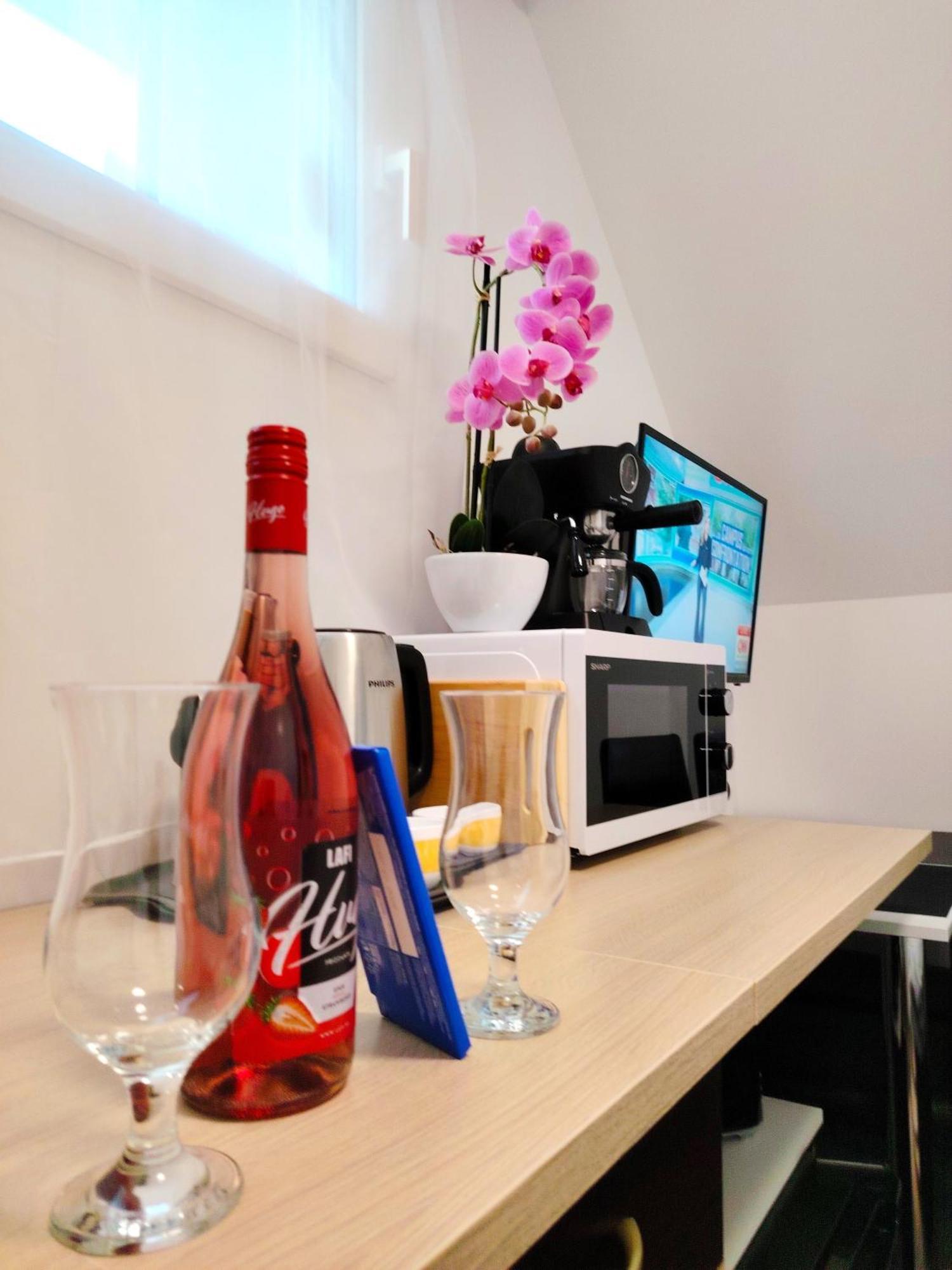 Nyuszis Apartman Kiskunmajsa Eksteriør billede